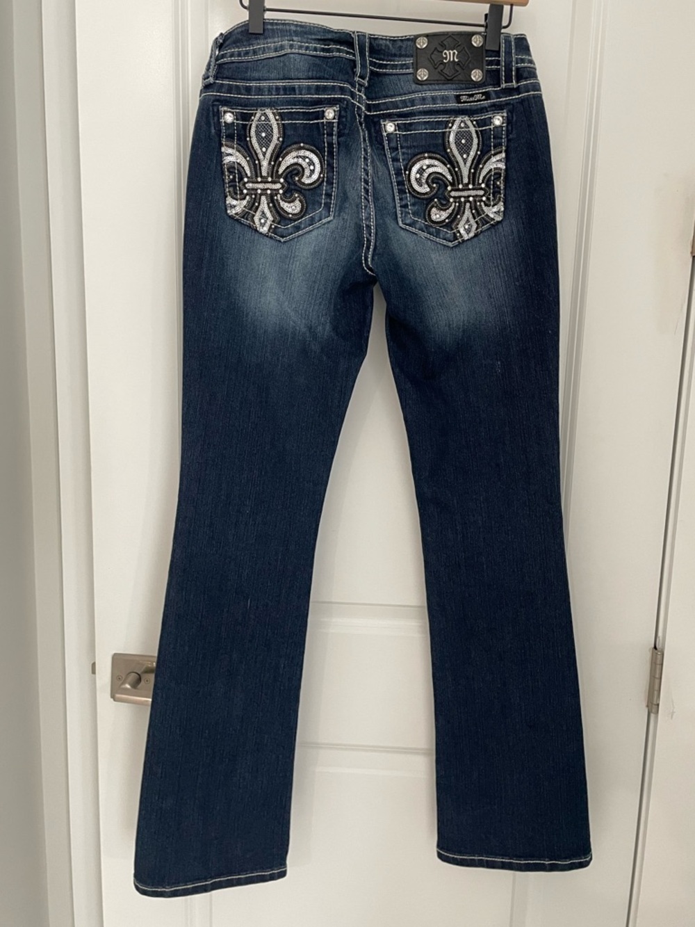 Miss Me Women's Fleur de Lis Signature Boot Bootcut Jeans Embellished.   G62